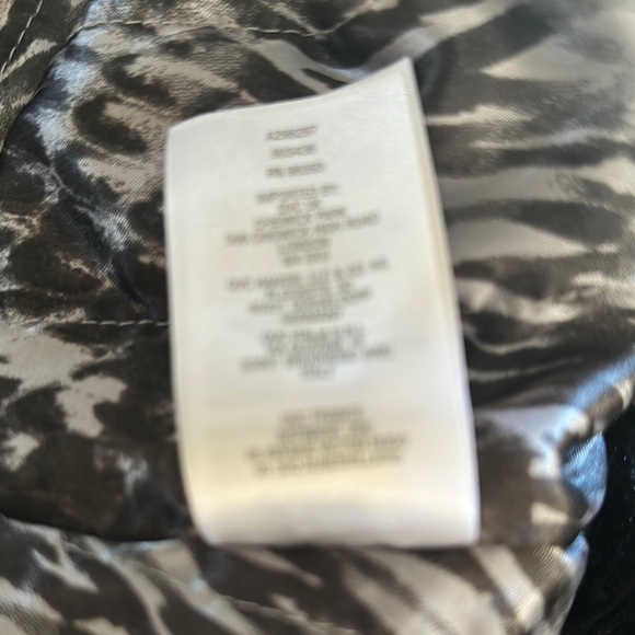 Dennis Basso Black Puffer Jacket with Hood - Picture 13 of 15